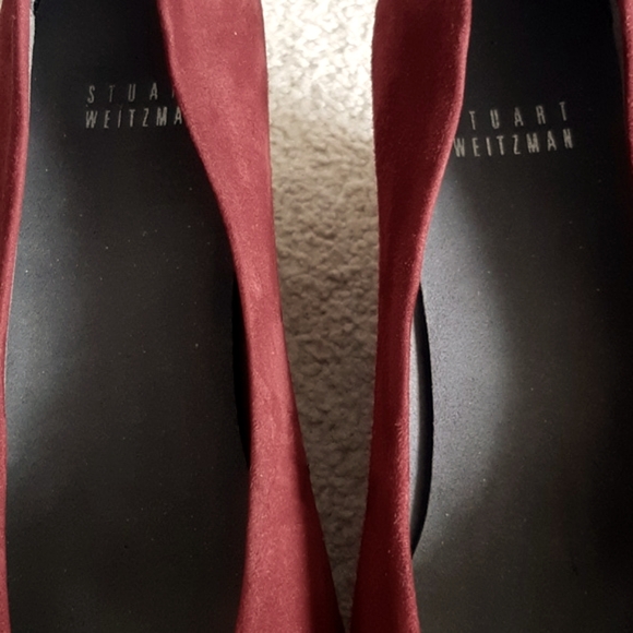 STUART WEITZMAN Gorgeous Rich Burgundy Red Suede Wedge Pumps - Near New - Picture 16 of 17